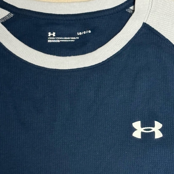 Under Armour Thermal Long Sleeved Shirt - Picture 3 of 5